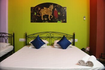 Hotel Udai Niwas On Lake Pichola