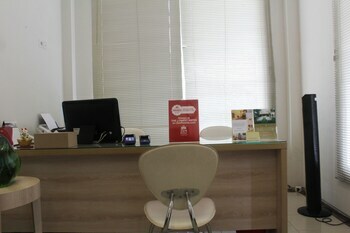 Hotel Zen Rooms Kuningan Anggrek