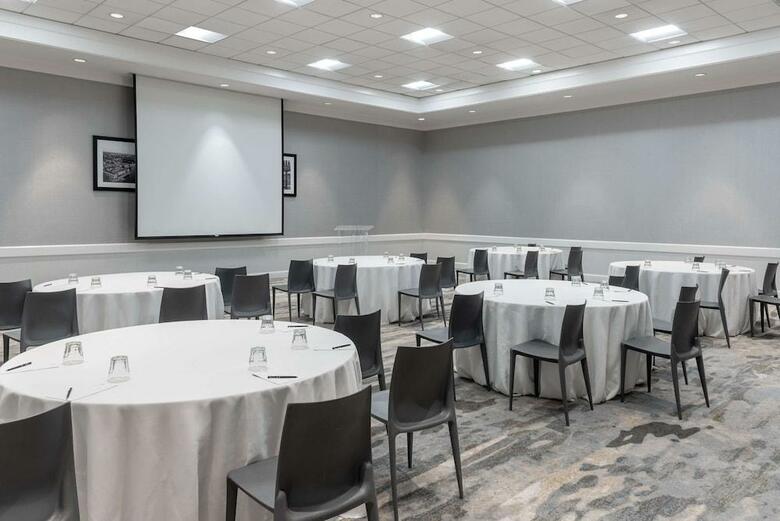 Hotel Hilton Alexandria Mark Center