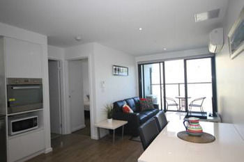 Rnr Serviced Apartments North Melbourne