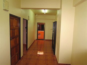 Hostal Drunken Duck Guesthouse