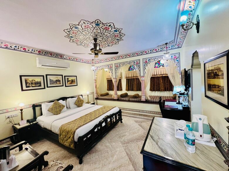 Hotel Umaid Bhawan