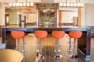 Hotel Comfort Inn & Suites