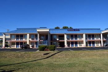Hotel Royal Inn Douglasville