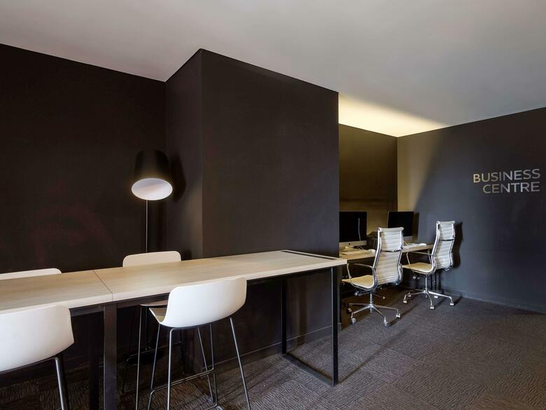 Central Sky Lounge Apartment Hotel