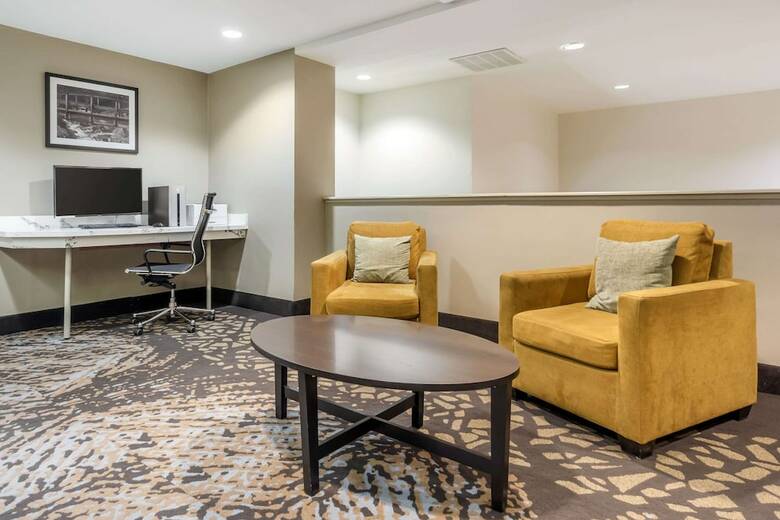 Hotel Sleep Inn Seatac Airport