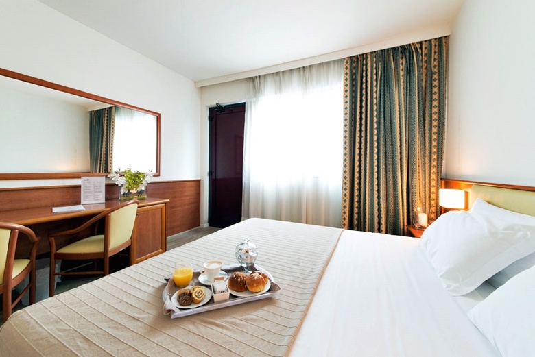 Hotel Airport