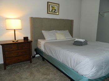 Apartamento Sunshine Suites At Midway