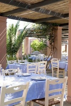 Hotel 9 Muses Santorini Resort