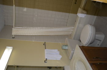 Motel Budget Inn Buffalo Airport