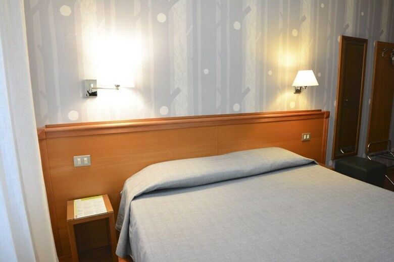 Eco Hotel Milano & Bioriso Restaurant
