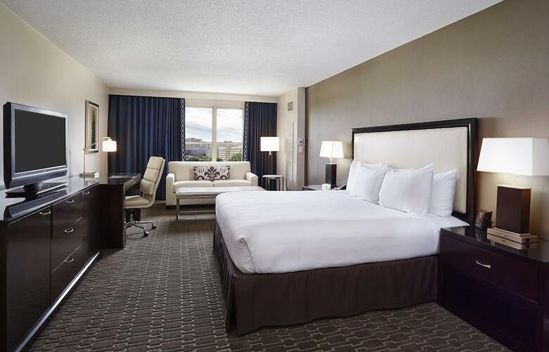 Hotel Hilton Alexandria Old Town