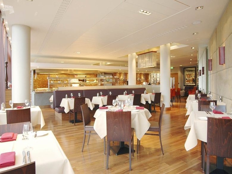 Radisson Blu Hotel London Stansted Airport