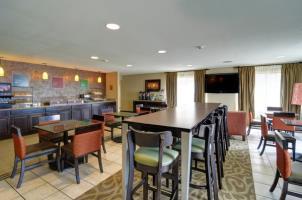 Hotel Comfort Inn & Suites