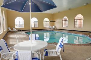 Hotel Comfort Inn & Suites