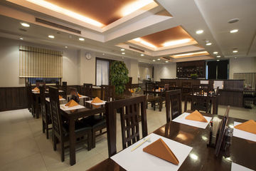 Hotel Avalon Courtyard Residences & Suites