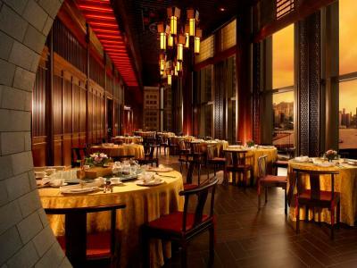 Hotel Harbour Grand Hong Kong