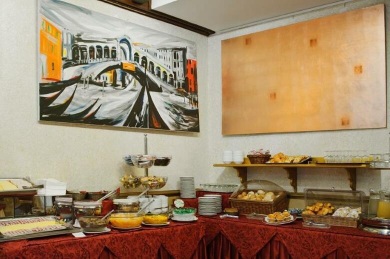 Hotel La Fenice Et Des Artistes