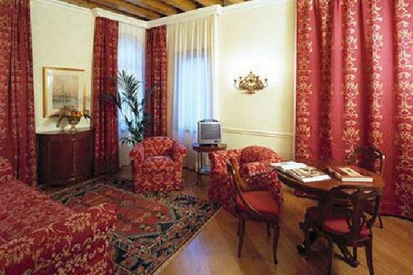 Hotel San Marco Palace