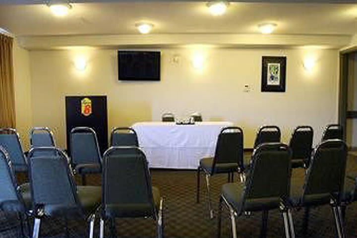 Hotel Super 8 Truro