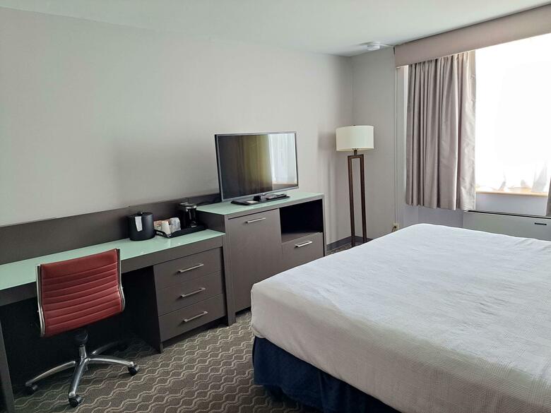 Coast Vancouver Airport Hotel