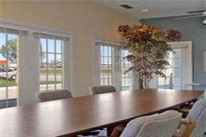 Hotel Baymont Inn And Suites