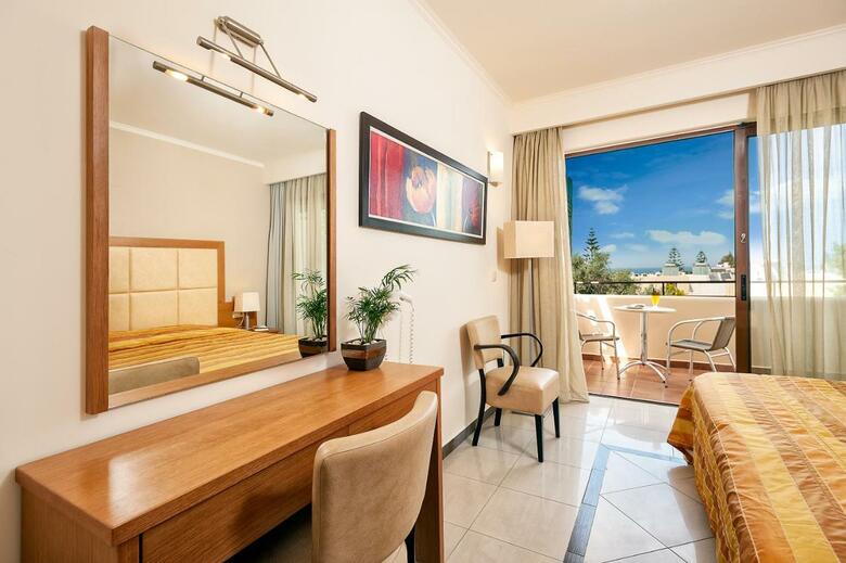Sirios Village Hotel & Bungalows