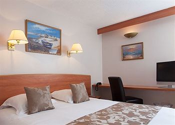 Comfort Hotel Cergy Pontoise