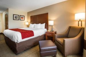 Hotel Comfort Suites West