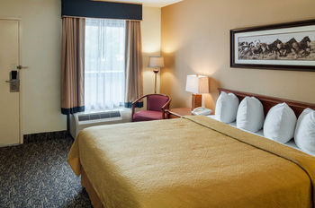 Hotel Quality Inn & Suites Cattle Baron