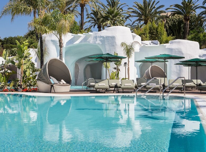 Hotel The Oasis By Don Carlos Resort