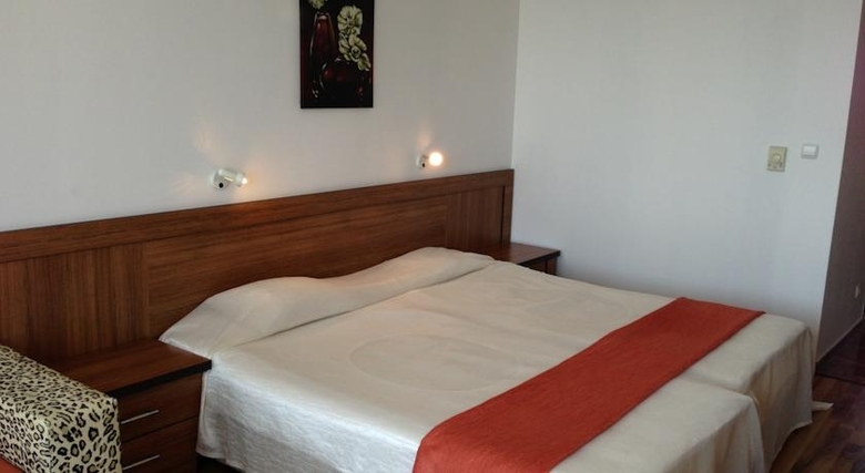 Hotel Jupiter 3* Side
