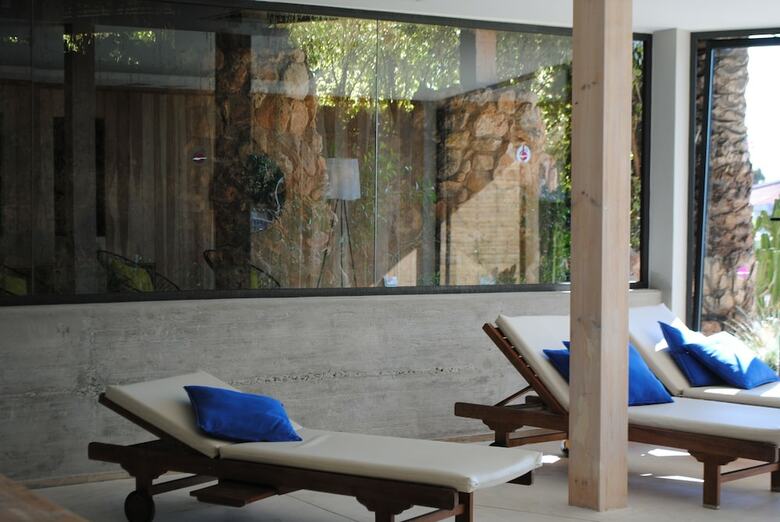 Napa Mermaid Hotel & Suites