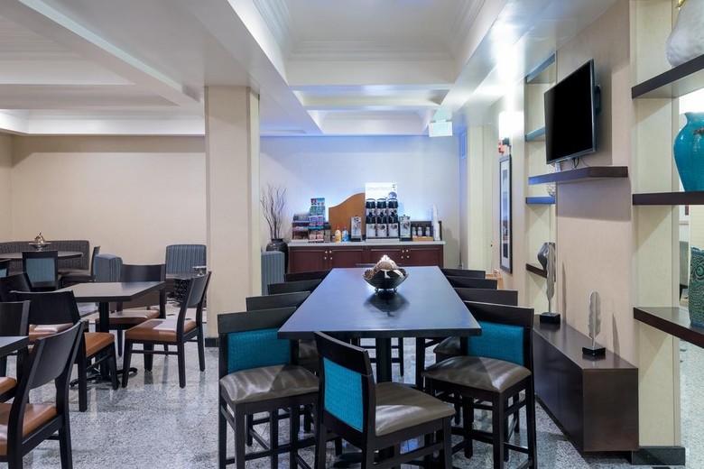 Holiday Inn Express Hotel & Suites Los Angeles Airport Hawthorne