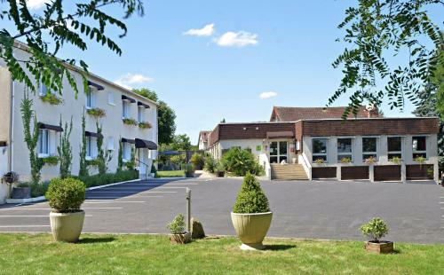 Logis Hotel Le Prieure