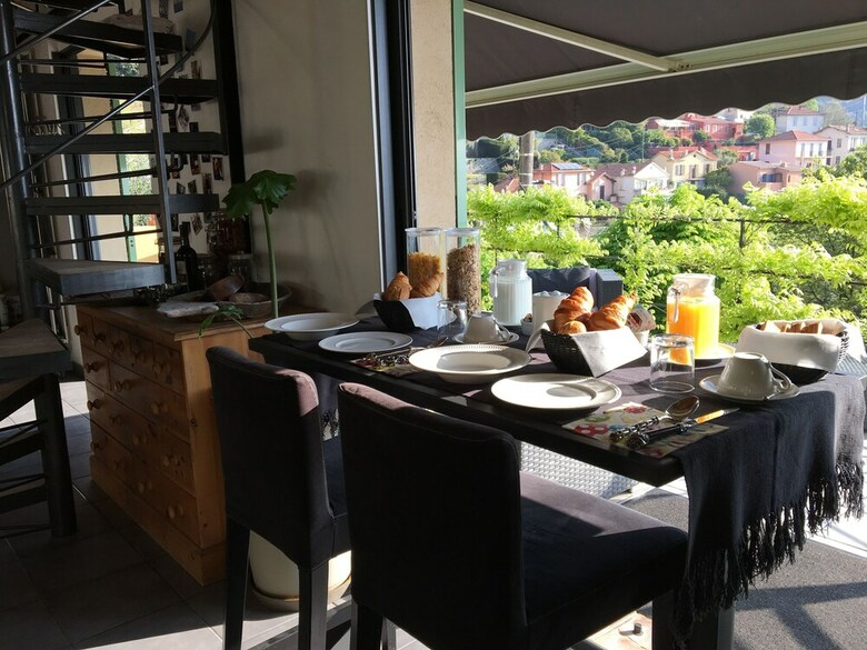 Skylark Bed & Breakfast