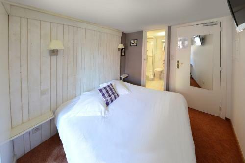 Hotel H�tel De La Cloche