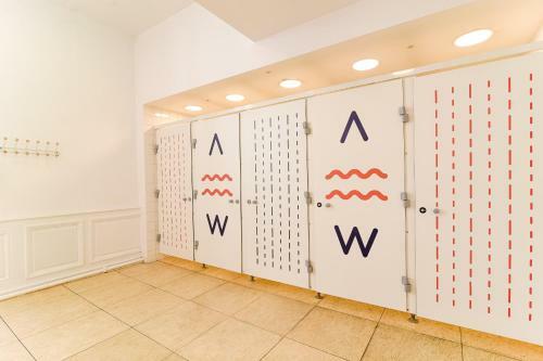 Away Hostel & Coffee Shop
