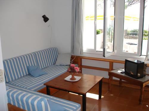 Apartamento Bungalow Cala Llobeta 16