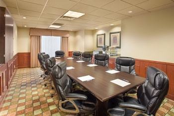 Holiday Inn Express Hotel & Suites Yuma