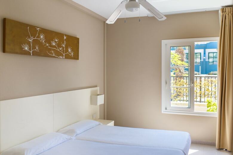 Apartamentos Los Olivos Beach Resort