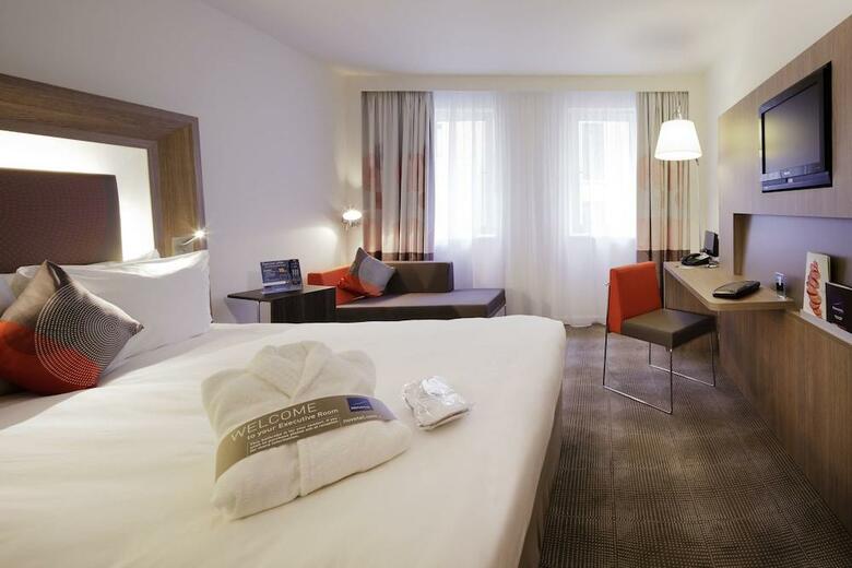 Hotel Novotel Bordeaux Le Lac