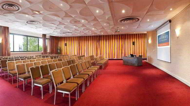 Hotel Novotel Bordeaux Le Lac