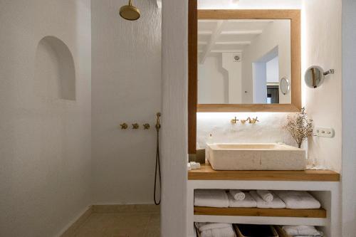 Hotel S'hotelet D'es Born - Suites & Spa