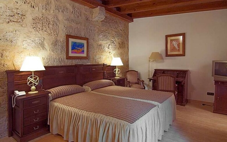 Hotel Se�orio De Olmillos