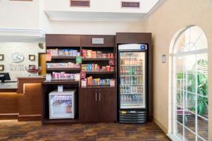 Hotel Comfort Suites Las Colinas Center