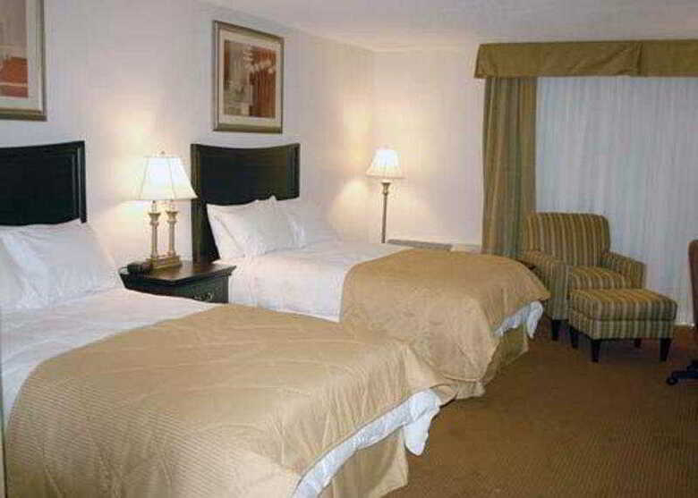 Hotel Clarion Inn  North Charleston