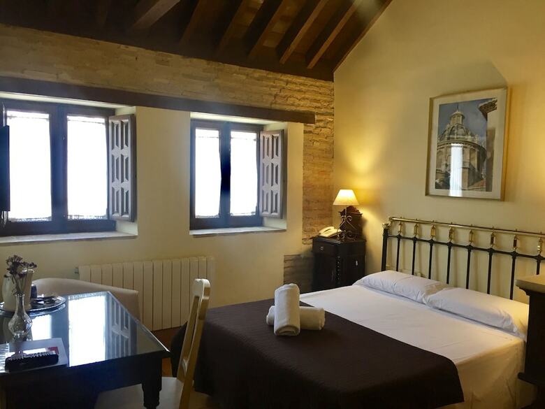 Hotel Museo Palacio De Mariana Pineda