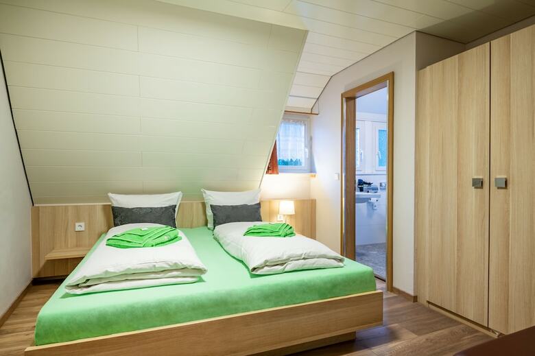 Hotel Seerose(.)