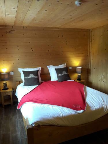 Bed & Breakfast Chalet Sous Le Jora - Chambres D'h�tes